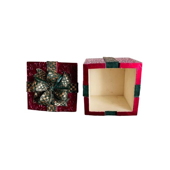 Kirkland Christmas Teddy Bear Snow Globe Trinket Gift Box - Holiday Décor - Picture 3 of 12